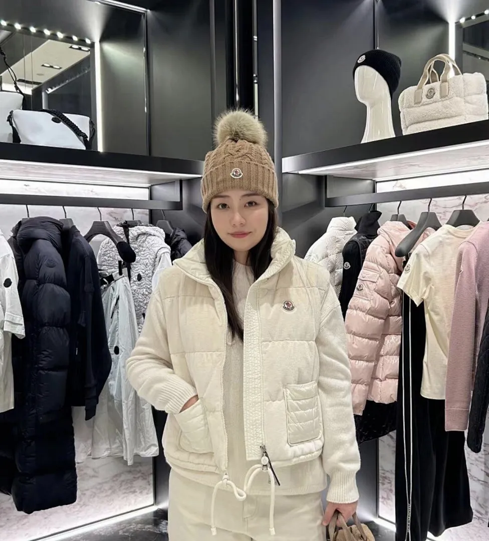 Moncler/蒙口 Arques 丝绒羽绒马甲