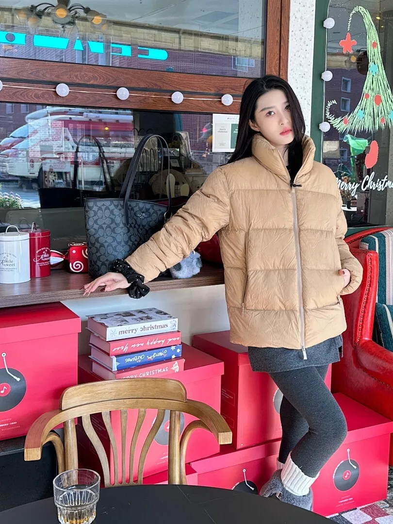 Moncler/蒙口 立领纯色双拉链羽绒服