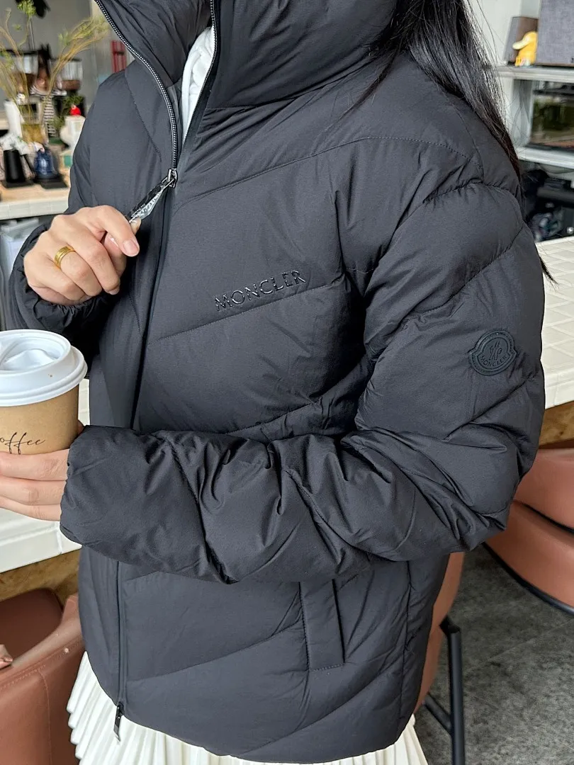 Moncler/蒙口 25Fw新款不规则立领羽绒服外套