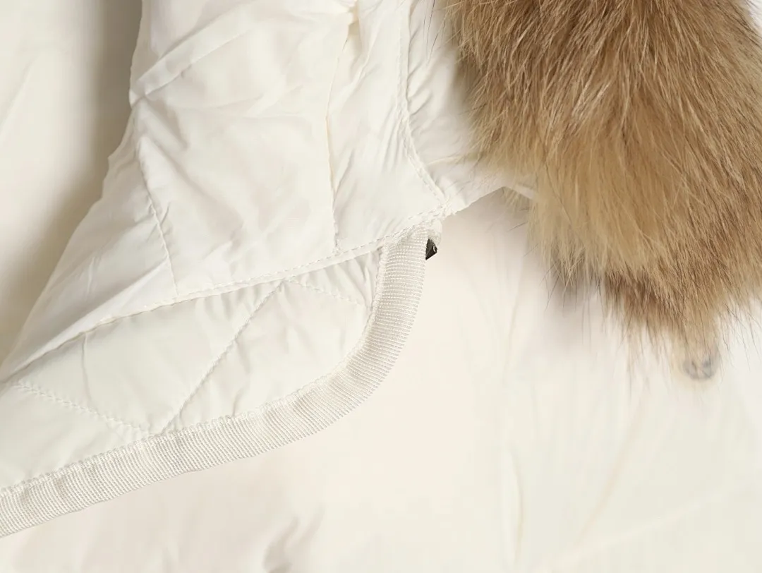 MONCLER 蒙口 HERMIFUR系列短款女款羽绒服