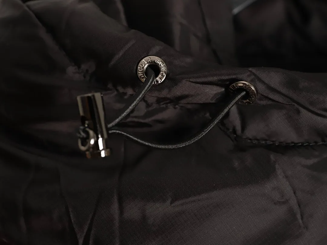 Moncler 蒙口 25SS Couyere maya系列哑光二代纯色羽绒服