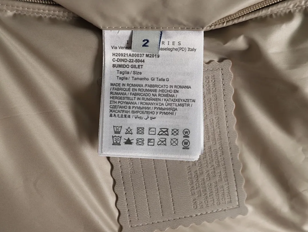 Moncler/蒙口 25FW新款Verone可拆卸双面羽绒服