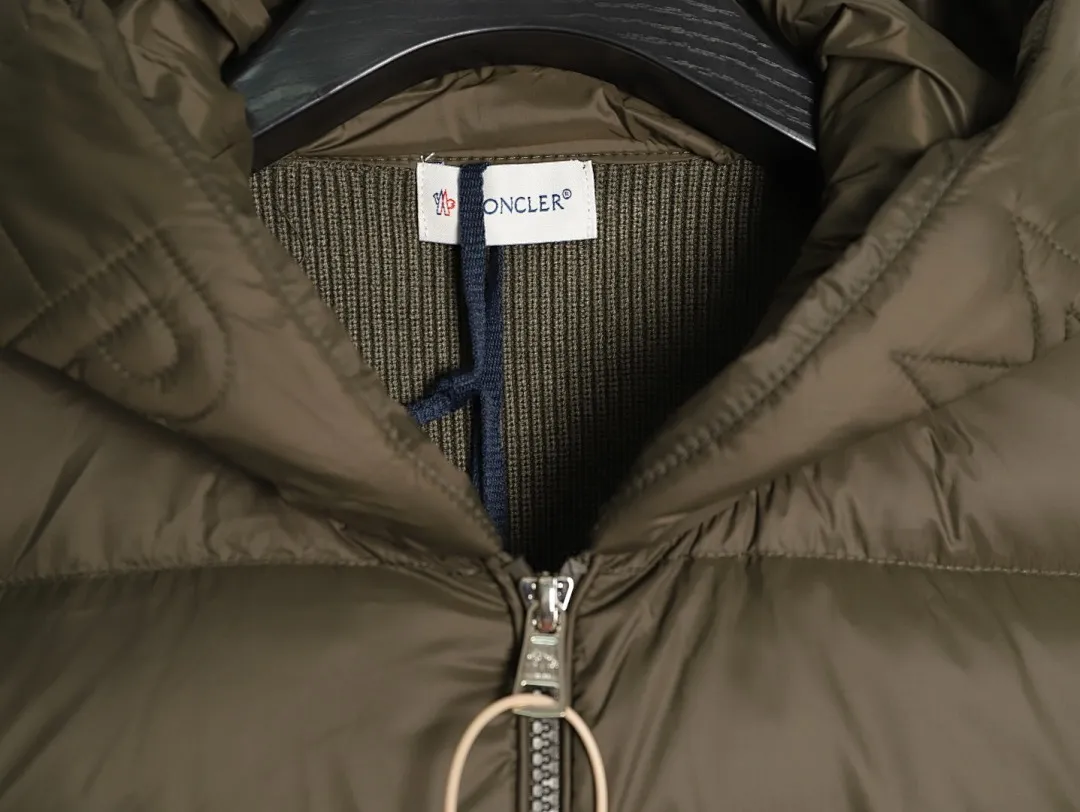 Moncler 蒙口 24s新款袖子拼接针织连帽轻薄羽绒服外套 秋冬新款羽绒拼接夹克