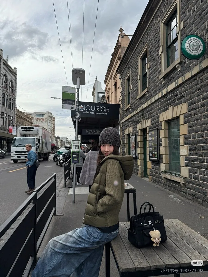 Moncler 蒙口 24s新款袖子拼接针织连帽轻薄羽绒服外套 秋冬新款羽绒拼接夹克