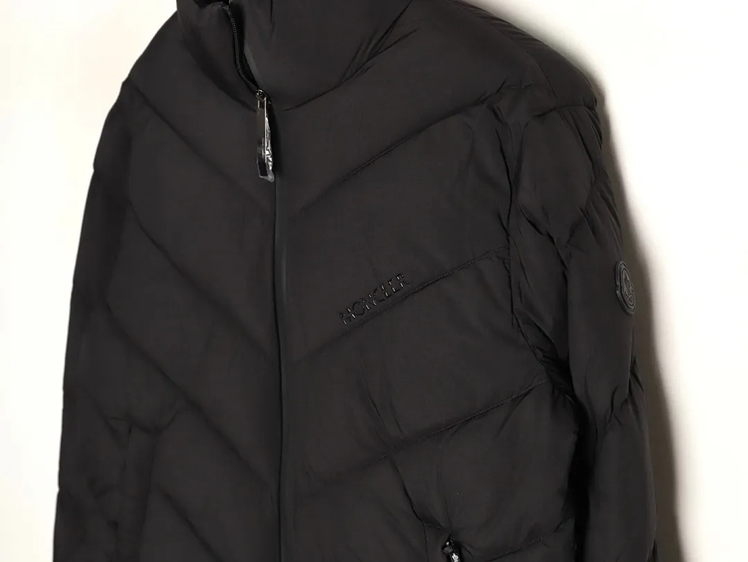 Moncler/蒙口 25Fw新款不规则立领羽绒服外套
