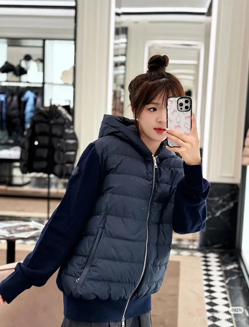 Moncler 蒙口 24s新款袖子拼接针织连帽轻薄羽绒服外套 秋冬新款羽绒拼接夹克