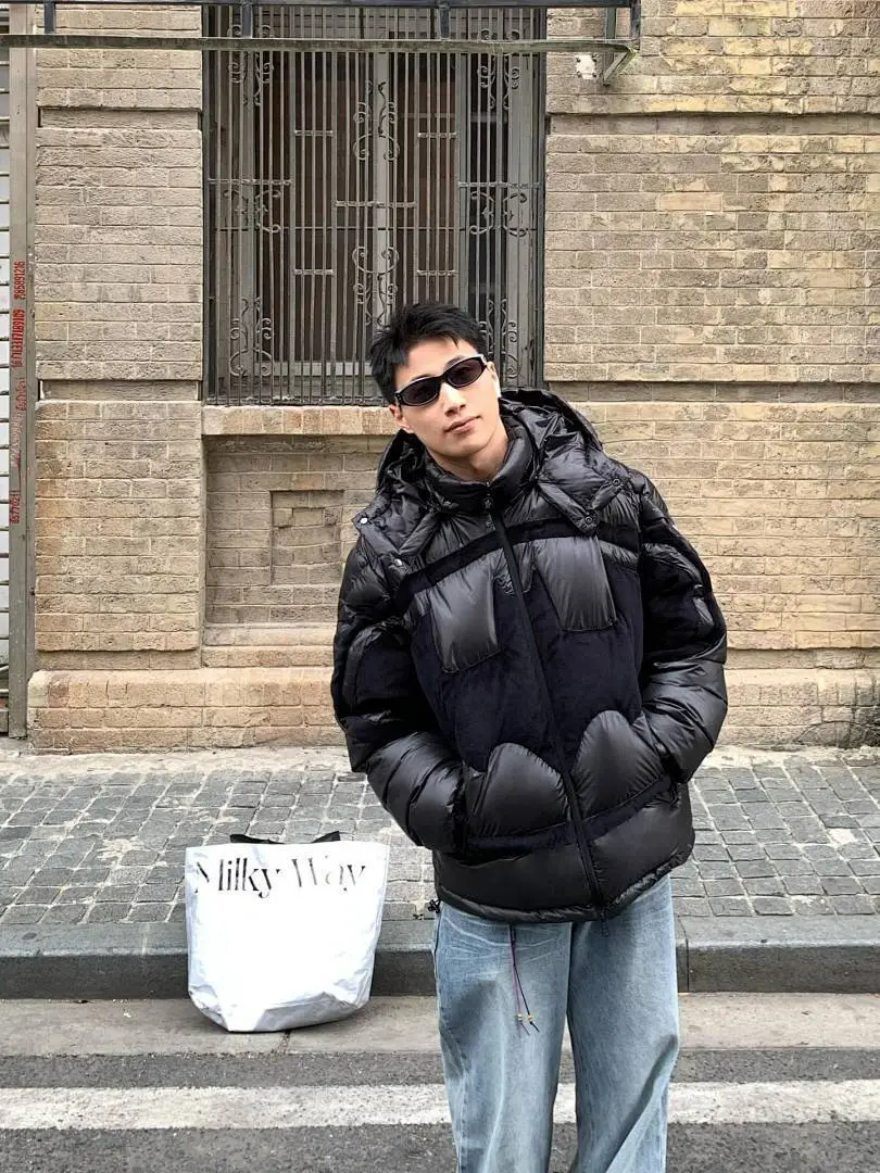 Moncler蒙口MC 24款 蝙蝠侠标识羽绒服