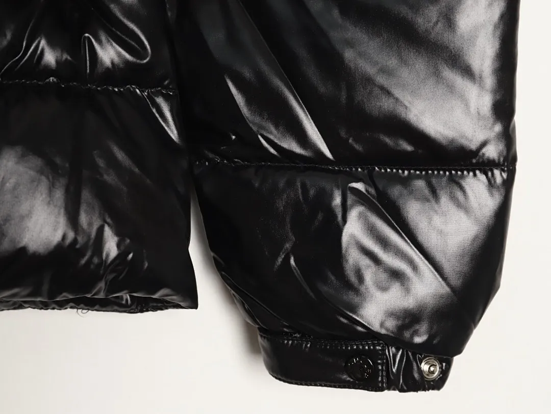 Moncler/蒙口Barante系列小蛮腰束腰羽绒服