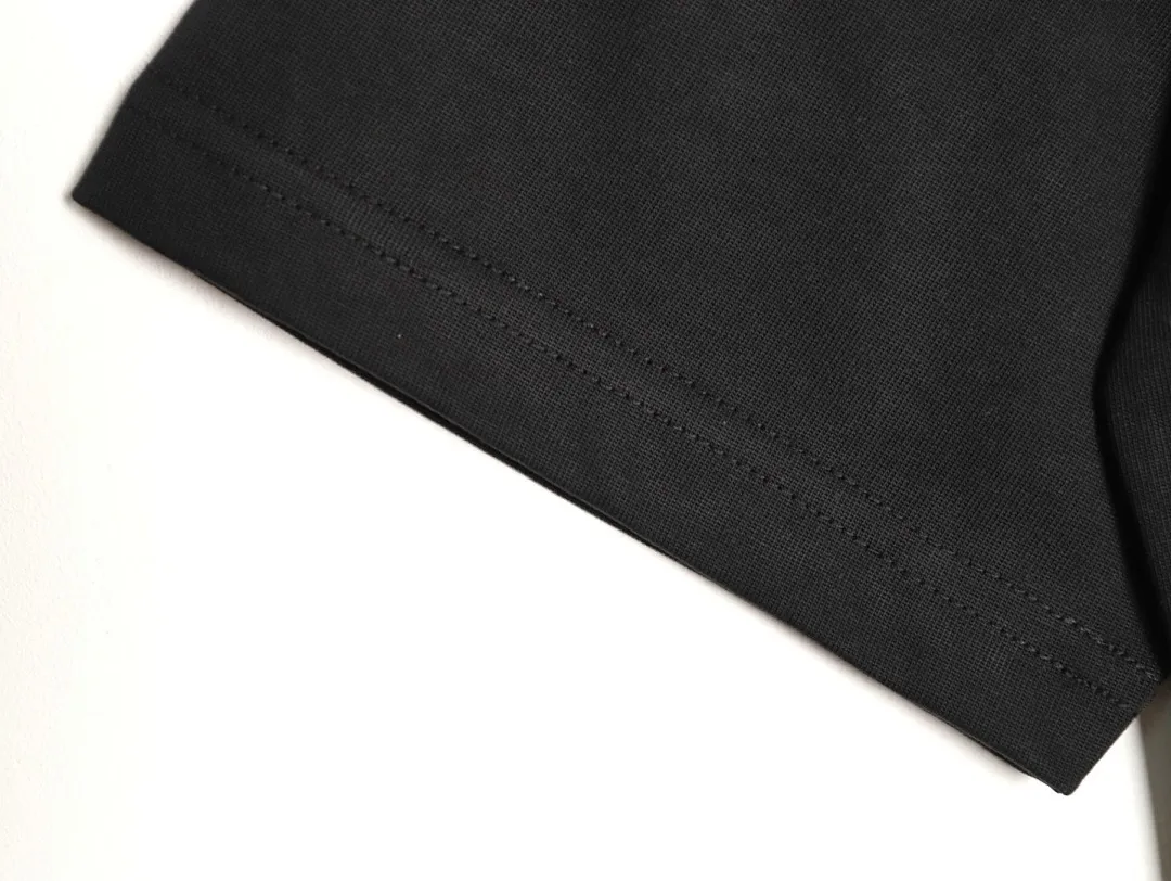 Burberry/巴宝莉 25ss 签名字母爱心战马刺绣短袖