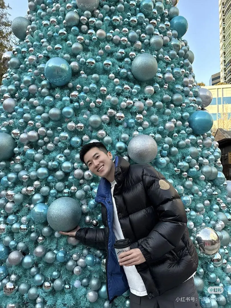 Moncler/蒙口24ss限定配色黄标拼接立领羽绒服