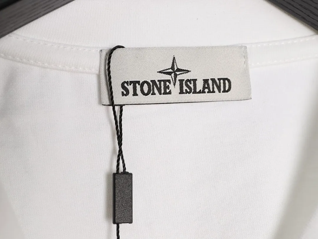 Stone island 石头岛袖口贴牌圆领落肩短袖T恤