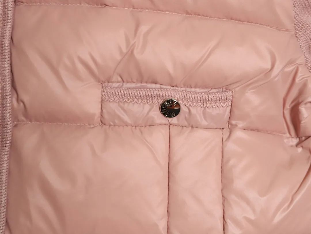 Moncler 蒙口 多纽扣针织拼接羽绒外套