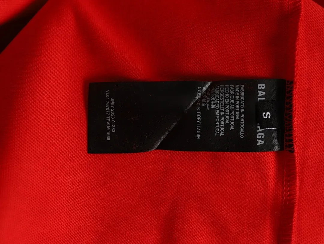 Balenciaga/巴黎世家 竖字母刺绣短袖