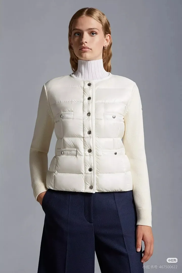 Moncler 蒙口 多纽扣针织拼接羽绒外套