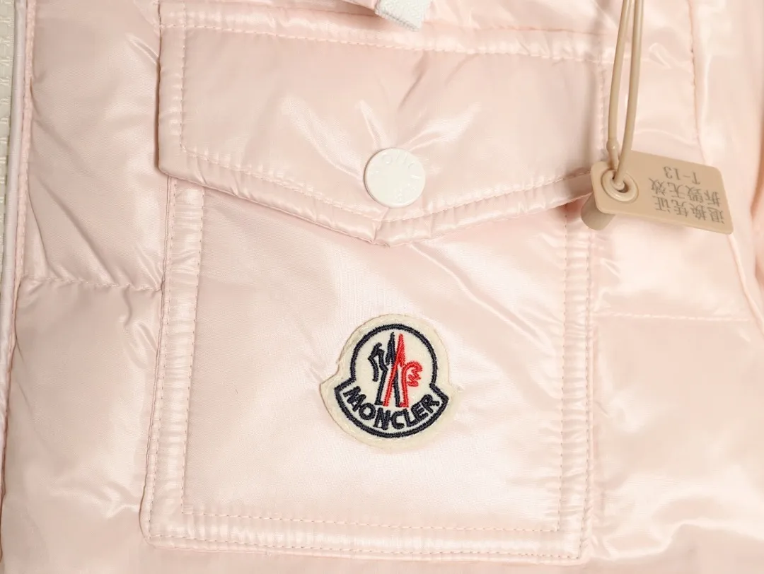 Moncler/蒙口 Andro系列 SS24 ANDRO短款徽标连帽长袖羽绒服