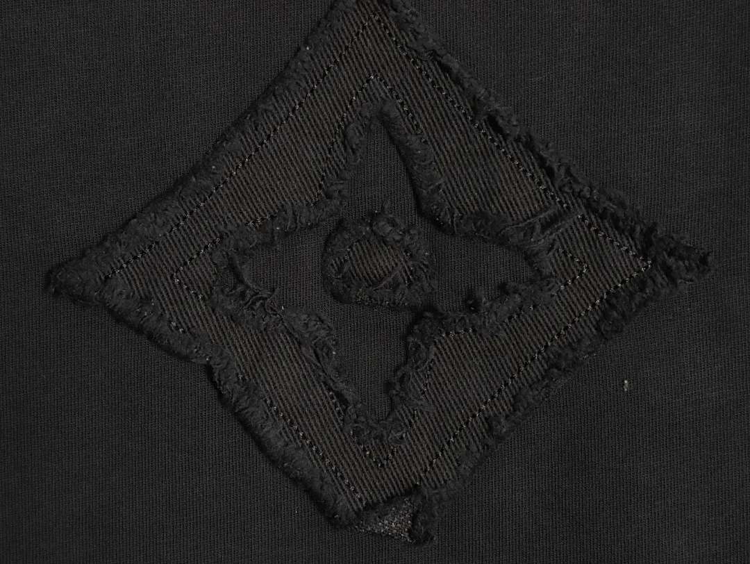 Louis Vuitton路易威登 前后贴布logo短袖