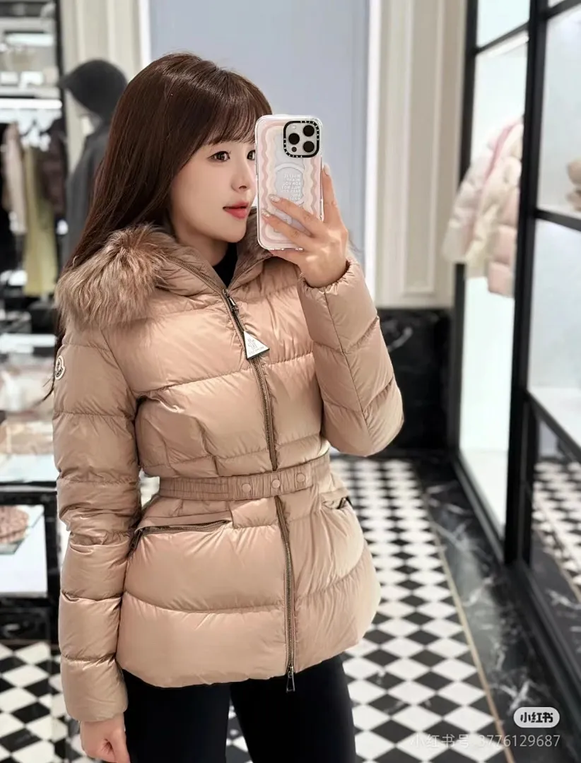 MONCLER 蒙口 HERMIFUR系列短款女款羽绒服