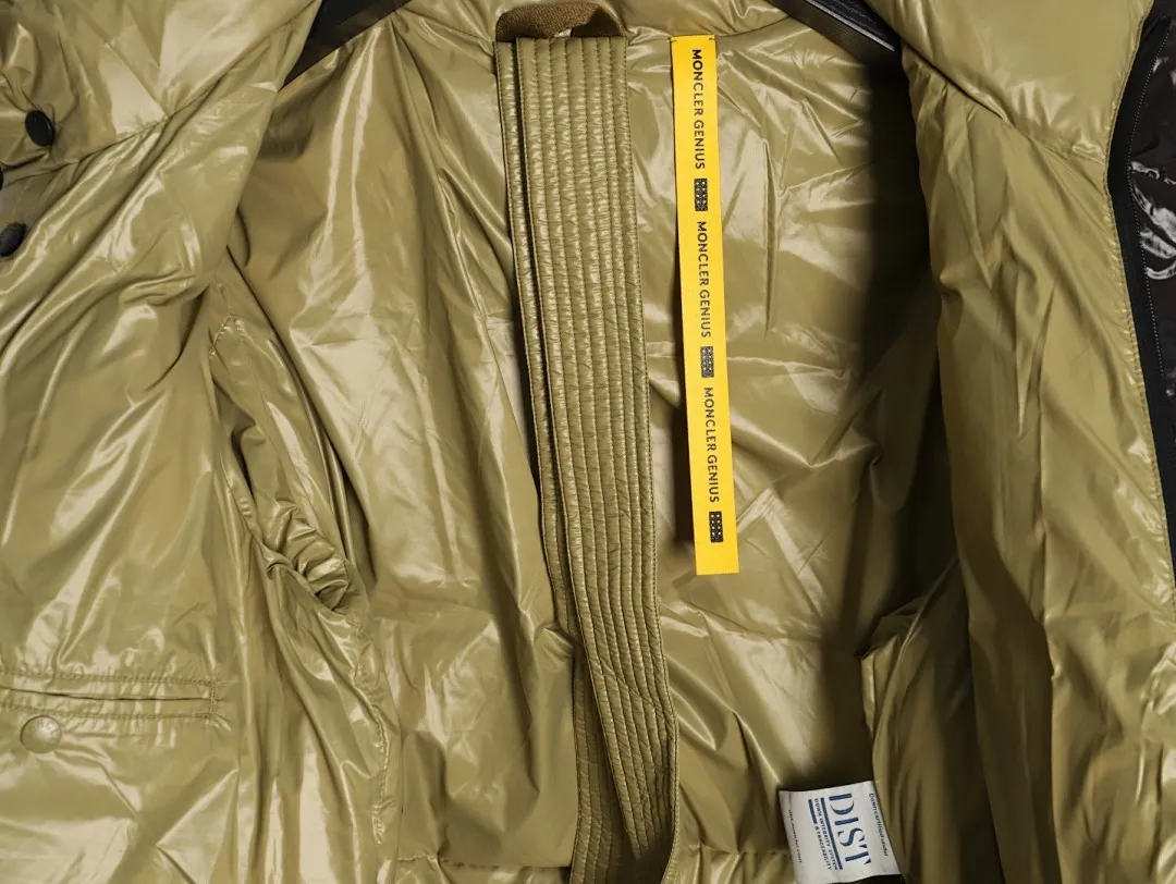 Moncler/蒙口24ss限定配色黄标拼接立领羽绒服