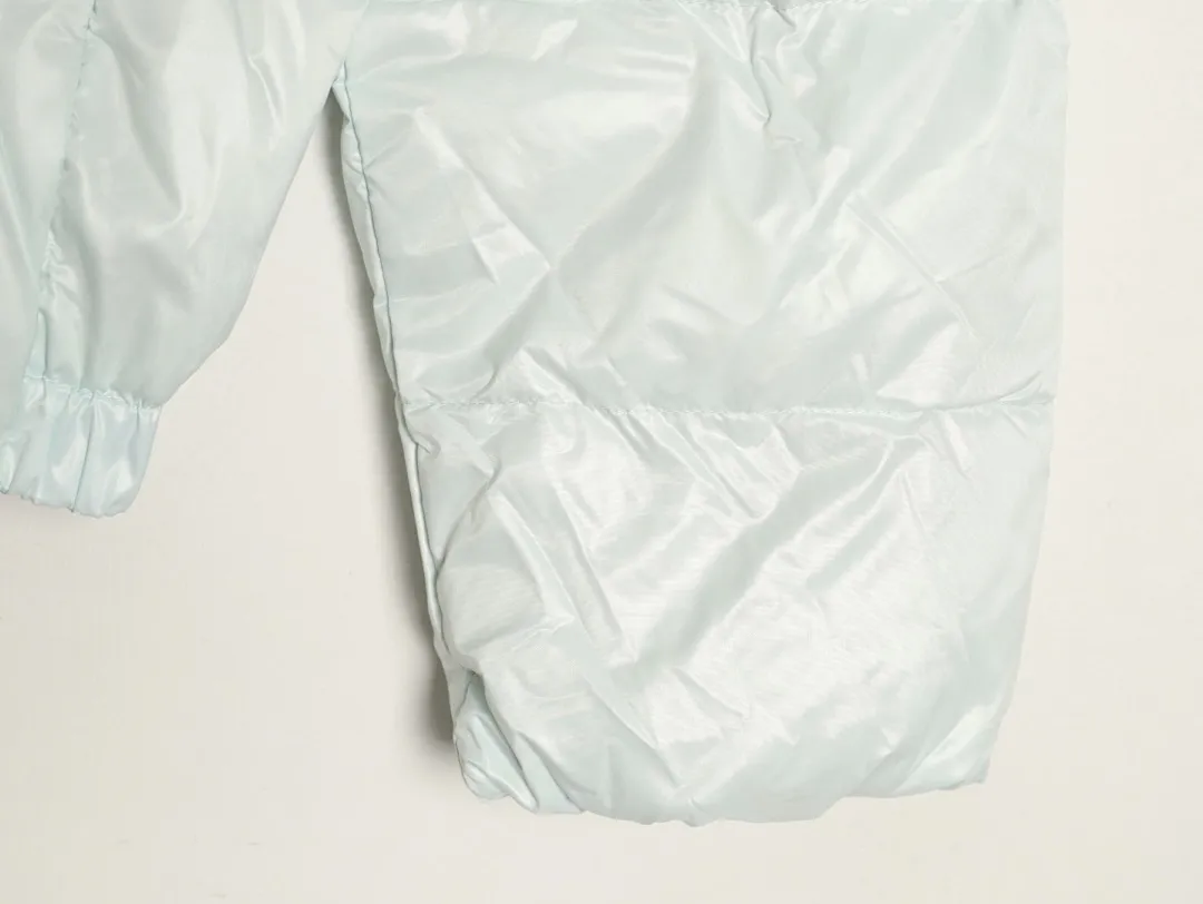 Moncler/蒙口 Andro系列 SS24 ANDRO短款徽标连帽长袖羽绒服