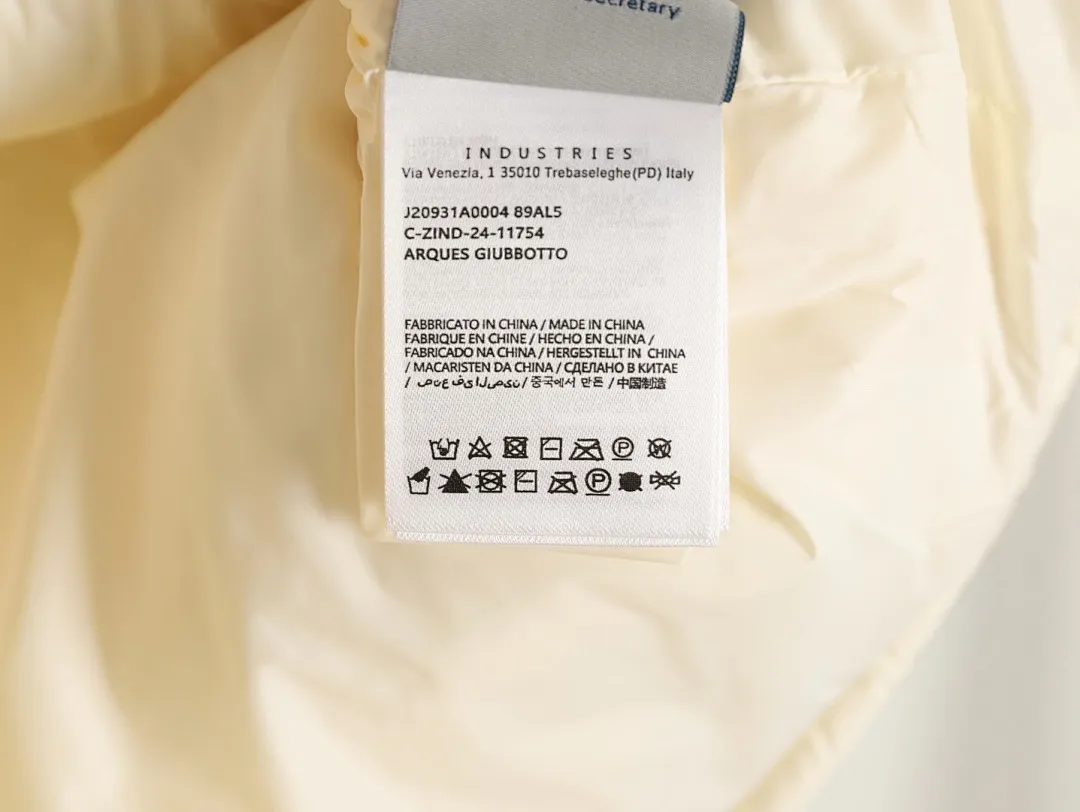 Moncler/蒙口 Arques 丝绒羽绒马甲