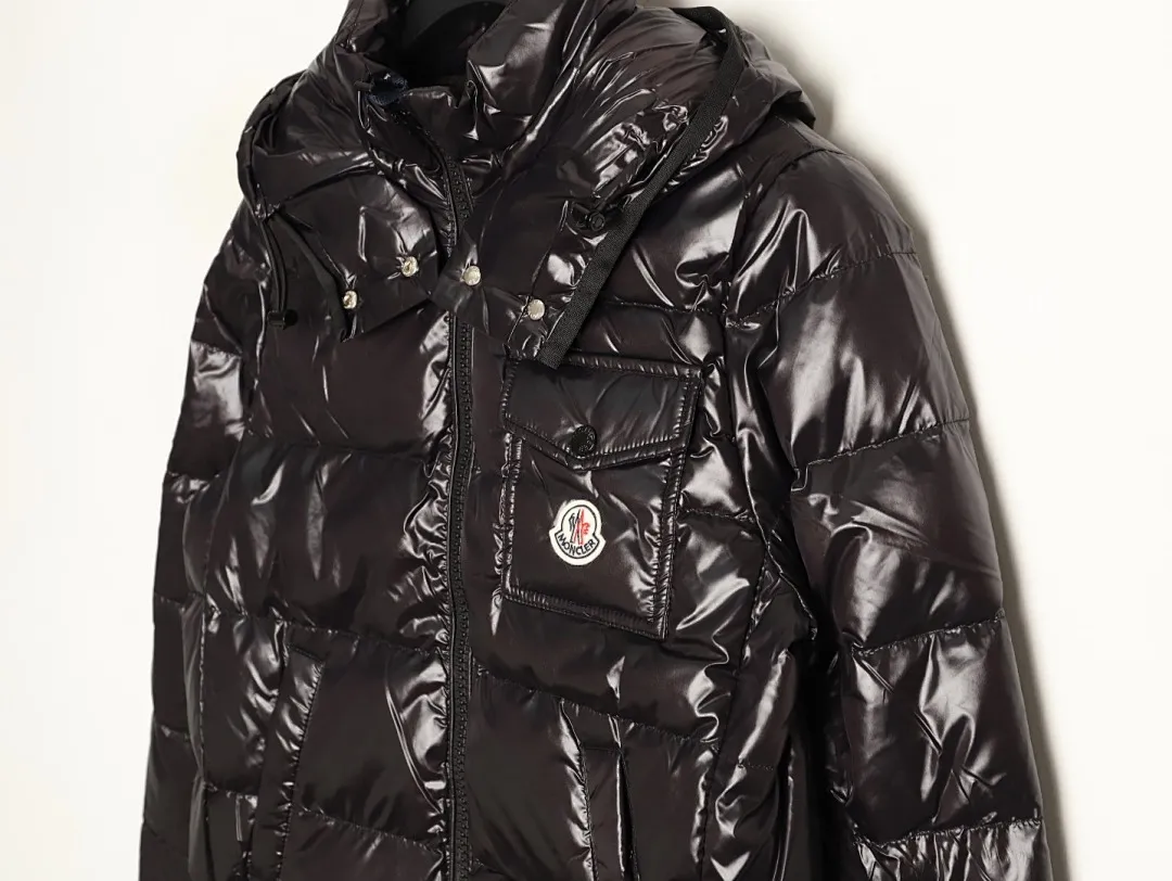 Moncler/蒙口 Andro系列 SS24 ANDRO短款徽标连帽长袖羽绒服