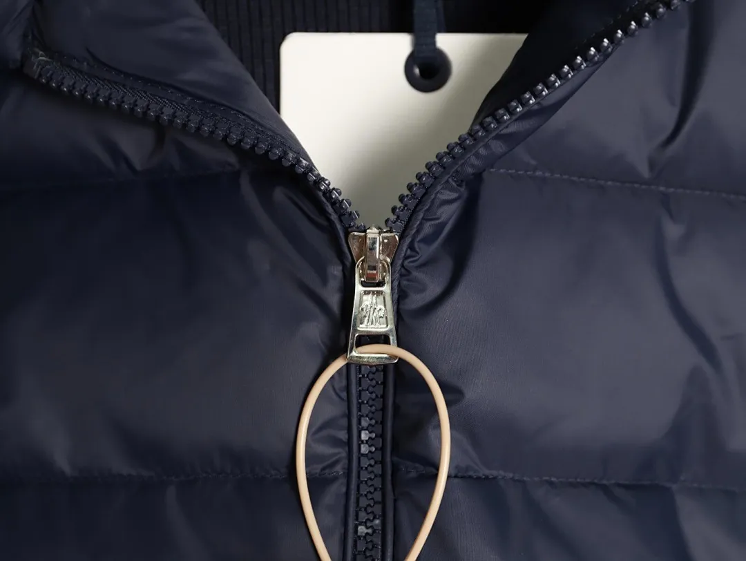 Moncler 蒙口 24s新款袖子拼接针织连帽轻薄羽绒服外套 秋冬新款羽绒拼接夹克