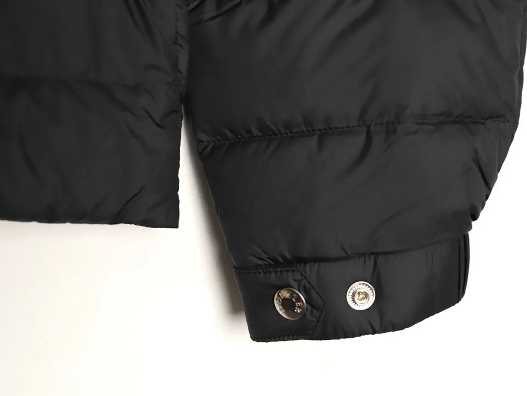 Moncler/蒙口 25Fw新款黑标皮拉链立领羽绒服