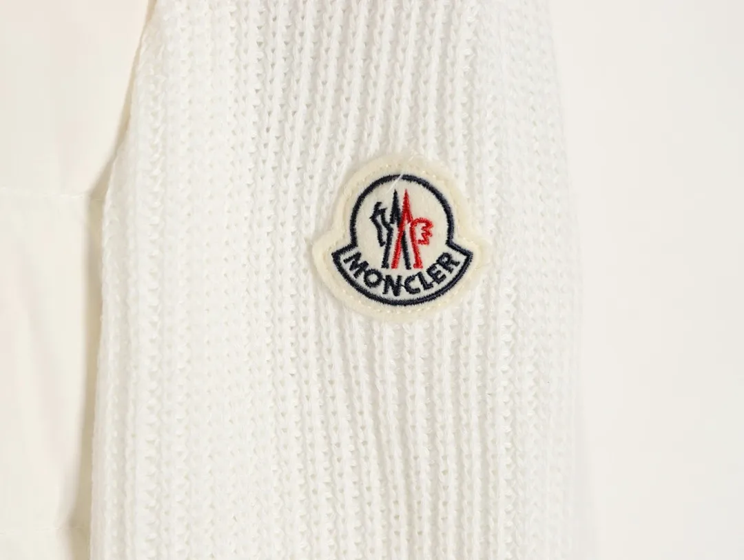 Moncler/蒙口 门襟织带针织拼接羽绒外套