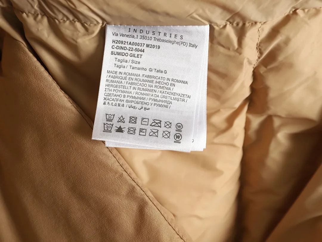 Moncler/蒙口 立领纯色双拉链羽绒服