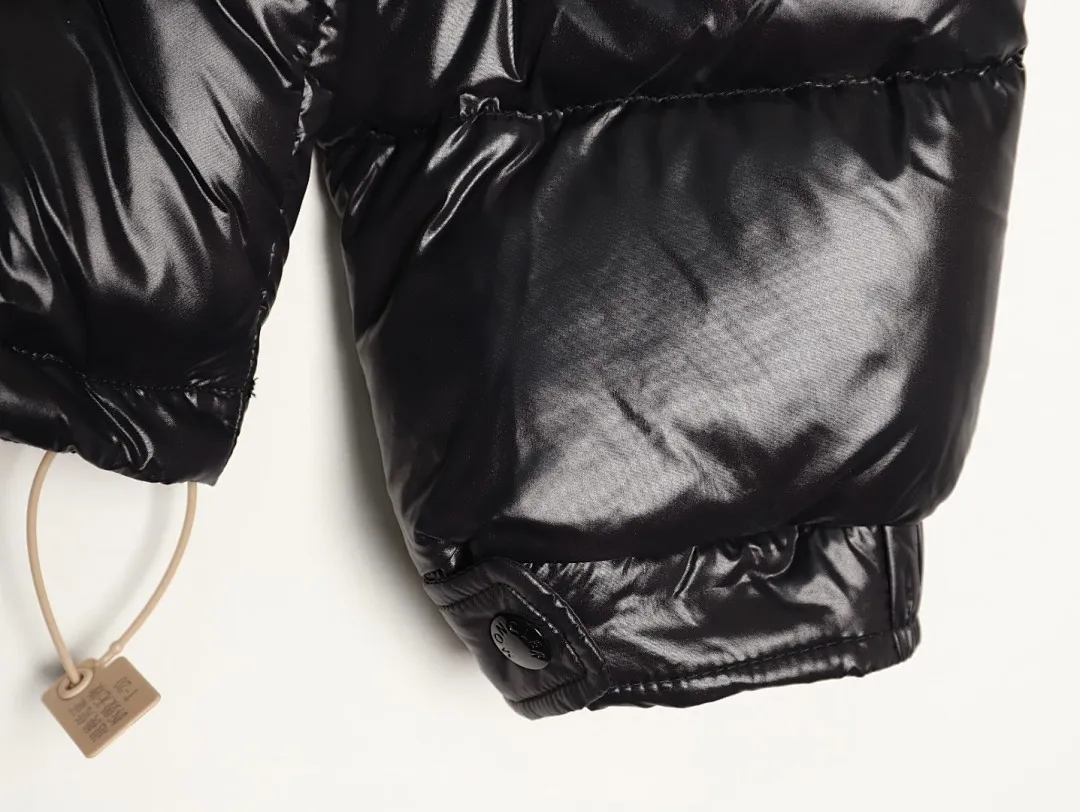 Moncler 蒙口 MAYA玛雅/陈奕迅同款/短款羽绒服