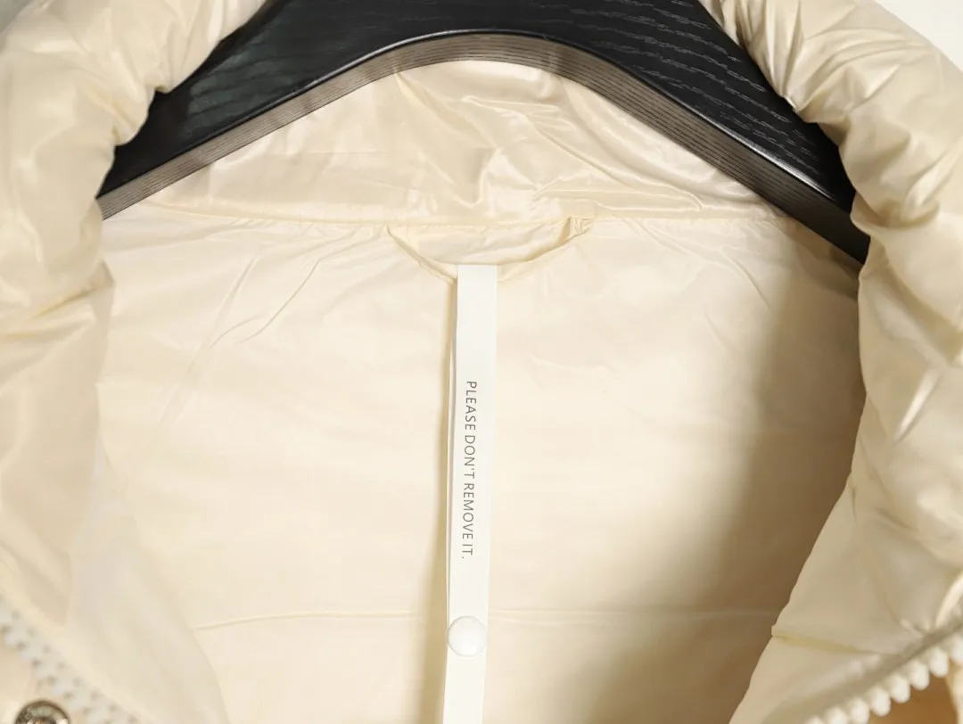 Moncler/蒙口 Andro系列 SS24 ANDRO短款徽标连帽长袖羽绒服