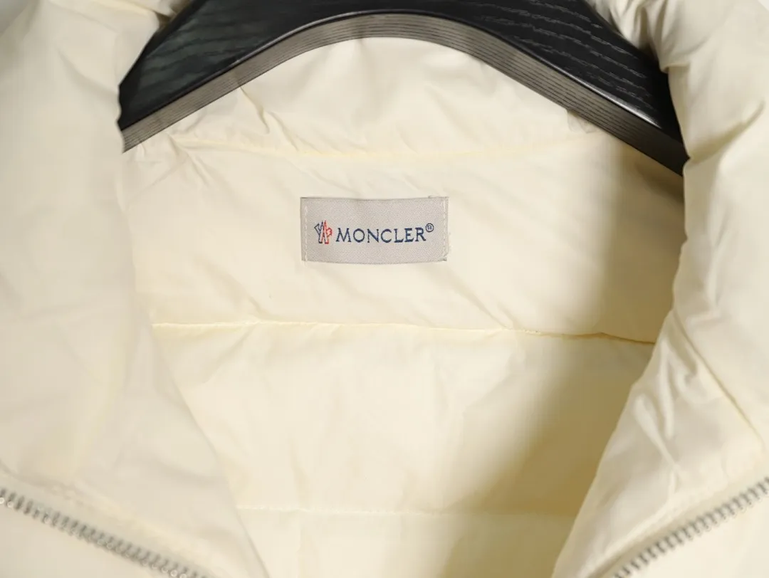 Moncler 蒙口 24s新款不规则拼接针织立领轻薄羽绒服外套