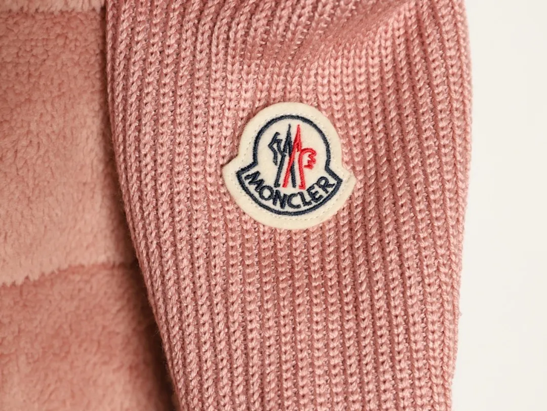 Moncler 蒙口女款羊羔毛拼接羽绒服