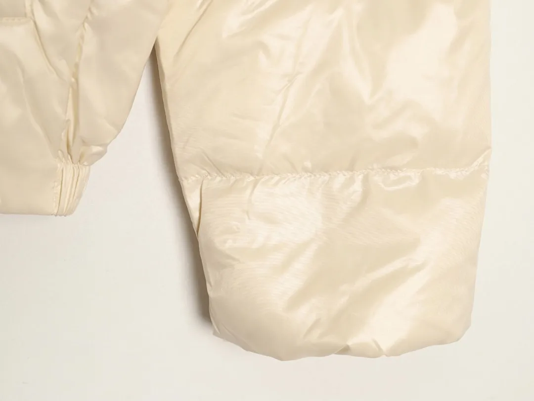 Moncler/蒙口 Andro系列 SS24 ANDRO短款徽标连帽长袖羽绒服