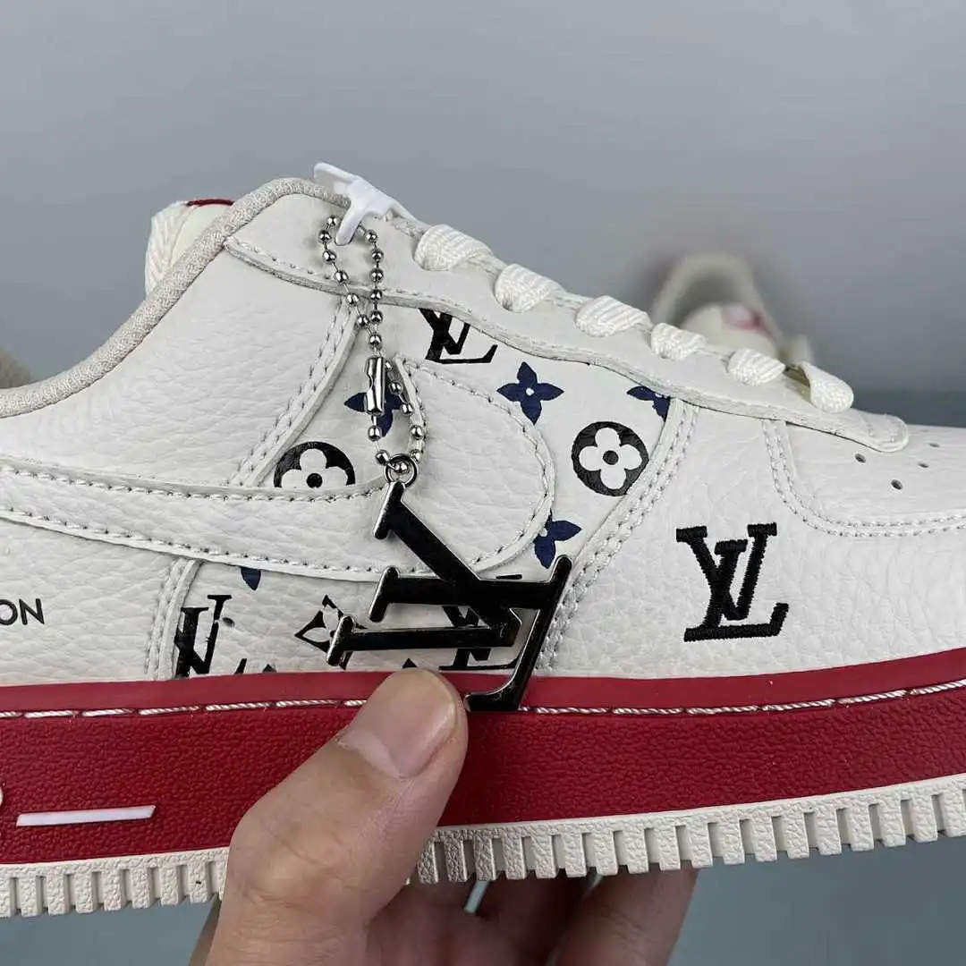 💰US$49 Nike Air Force 1 BQ4212-100 Size 36-45