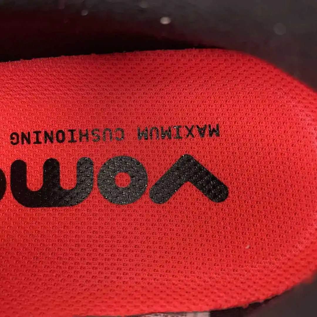 💰US$33 Nike Zoom Vomero PLUS HV8150-009 Size 35-46