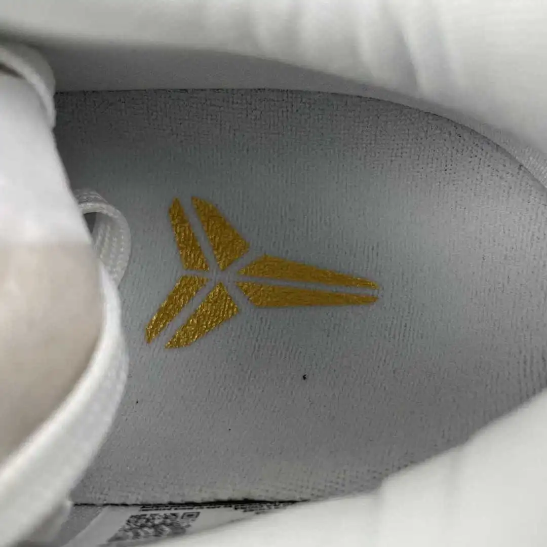 💰US$70 Nike Kobe CW2190-016 Size 38-46