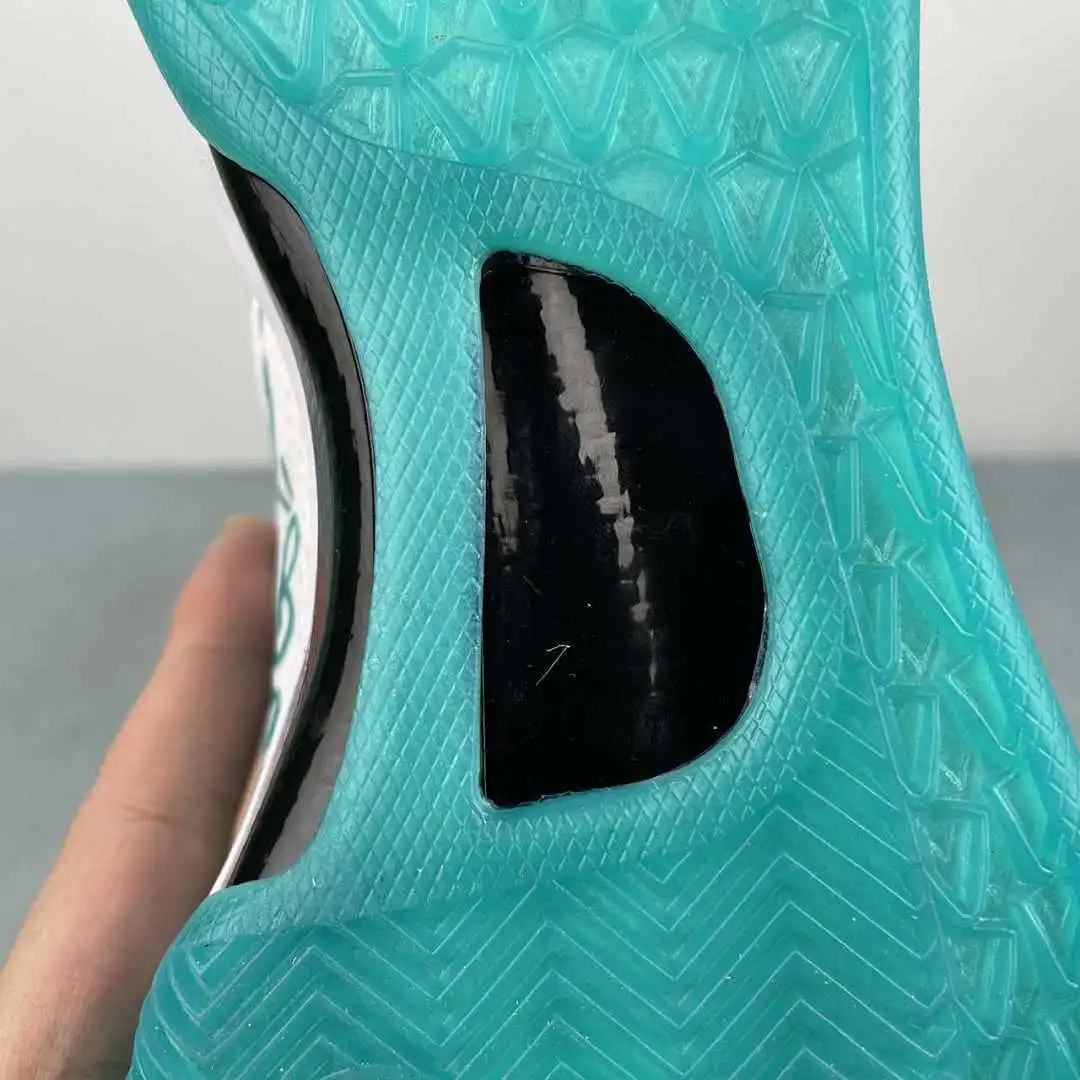 💰US$51 Nike Kobe FQ3549-101 Size 39 40 40.5 41 42 42.5 43 44 44.5 45 46 47.5