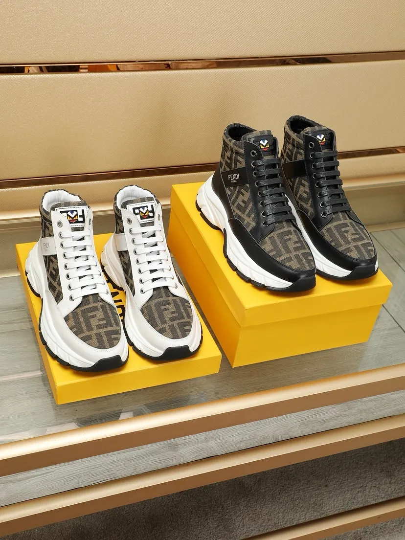 工厂价250💰🔥【FENDI】芬迪小怪兽 男士休闲鞋最新元素潮爆全球,官网火爆热卖,最新休闲鞋,原版版本,面料选用原版布料➕头层羊皮内里,原版防滑大底,舒适以质量说话,颜色:两色可选。码数:38-44(45定做)