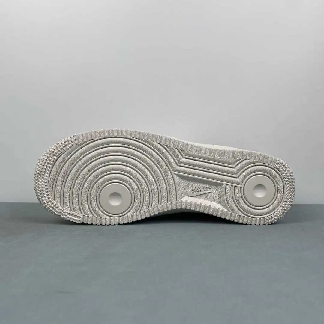 💰US$38 Nike Air Force 1 IQ1143-100 Size 36-45