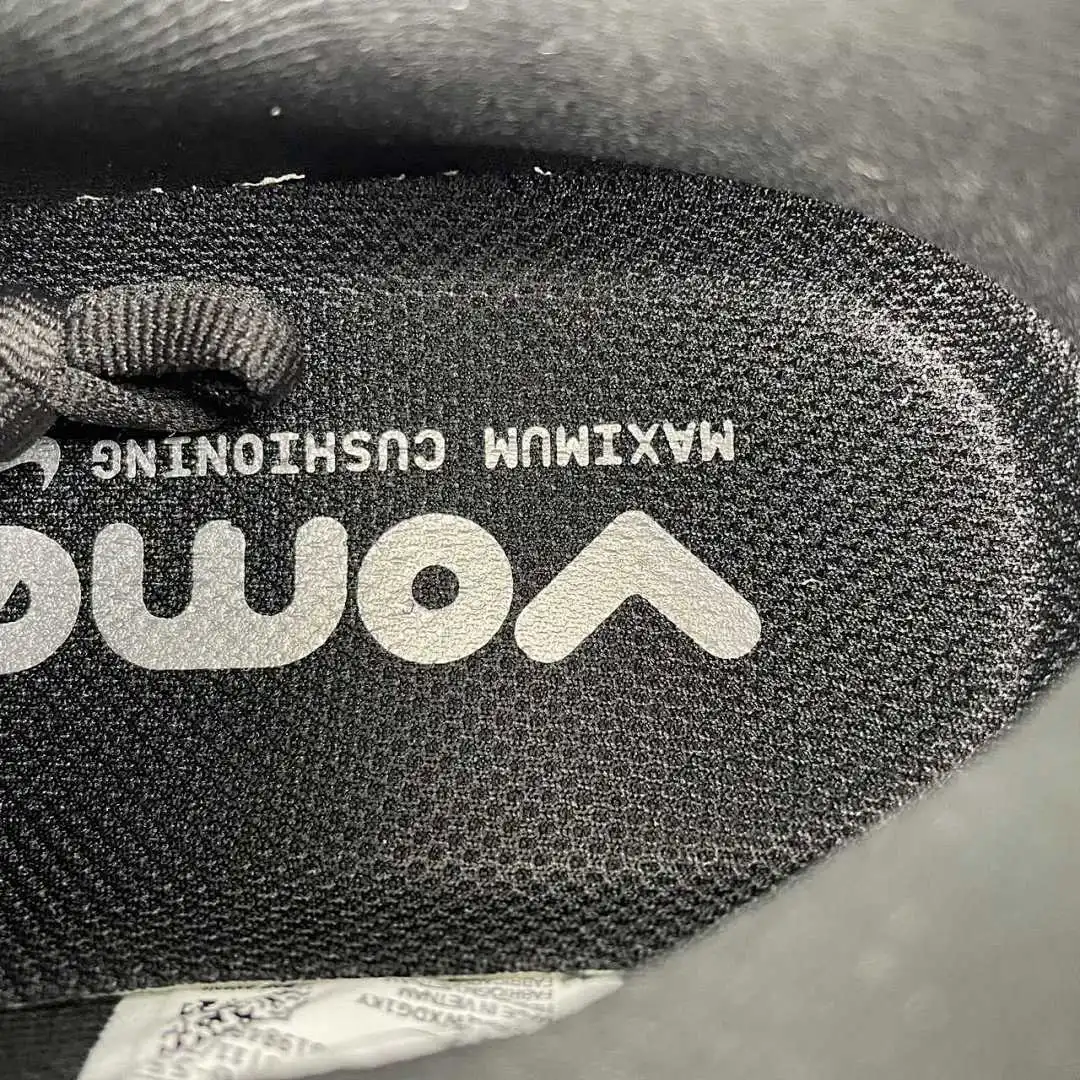 💰US$33 Nike Zoom Vomero PLUS IM6776-555 Size 35-46