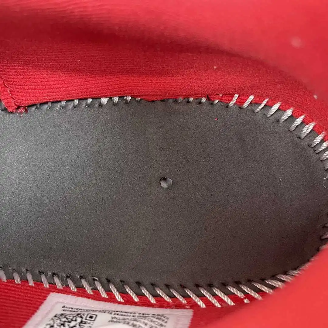 💰US$33 Nike Zoom Vomero PLUS IM6776-666 Size 35-46