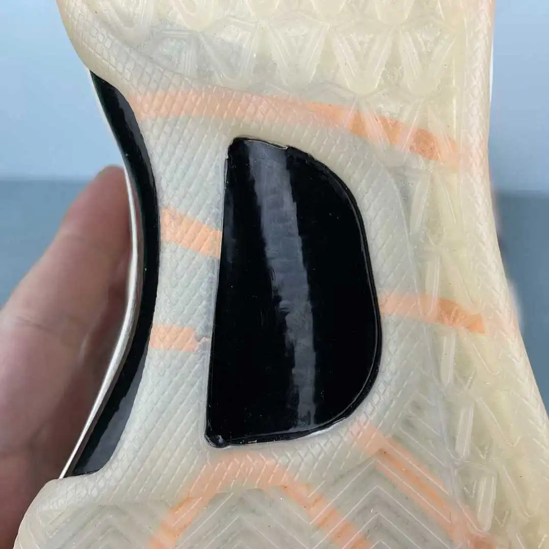 💰US$51 Nike Kobe HQ3138-800 Size 39 40 40.5 41 42 42.5 43 44 44.5 45 46 47.5