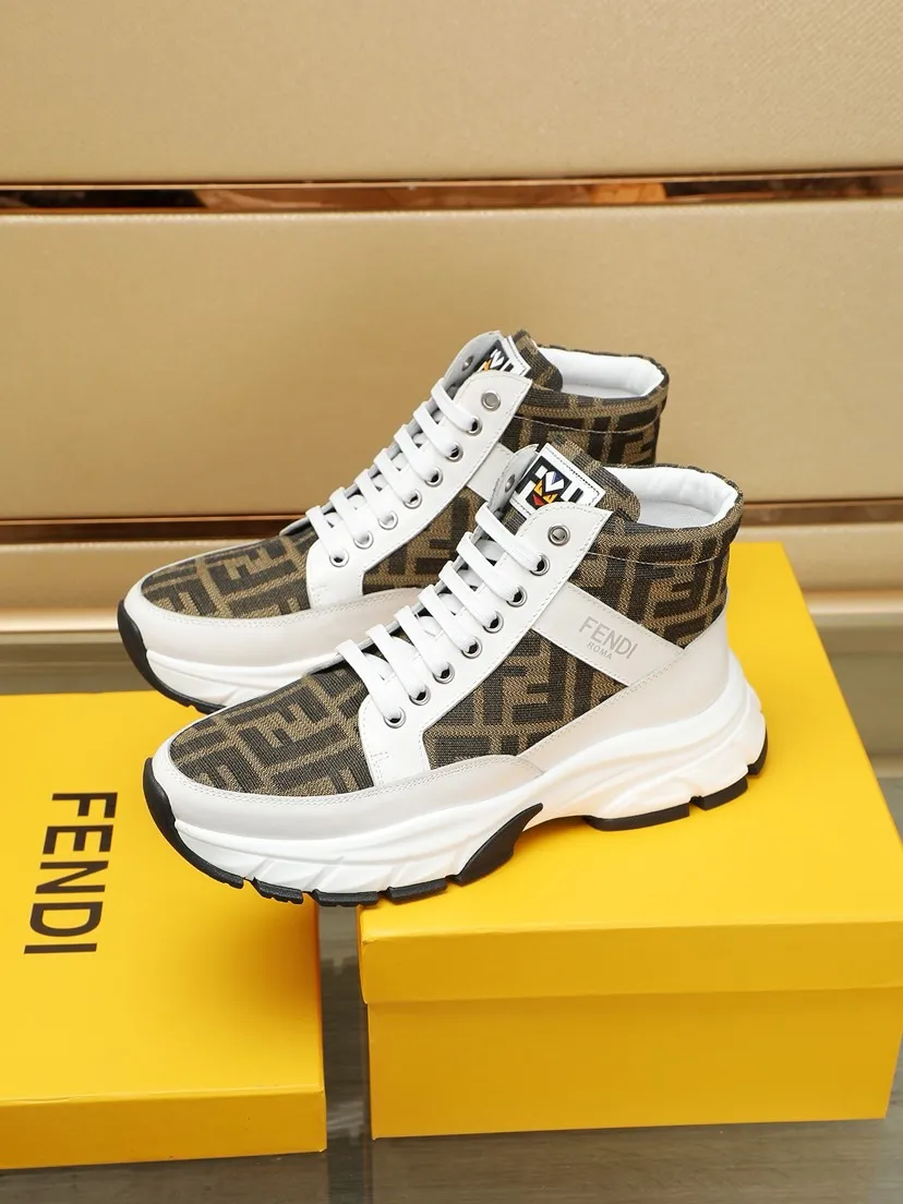 工厂价250💰🔥【FENDI】芬迪小怪兽 男士休闲鞋最新元素潮爆全球，官网火爆热卖，最新休闲鞋，原版版本，面料选用原版布料➕头层羊皮内里，原版防滑大底，舒适以质量说话，颜色：两色可选。码数：38-44（45定做）