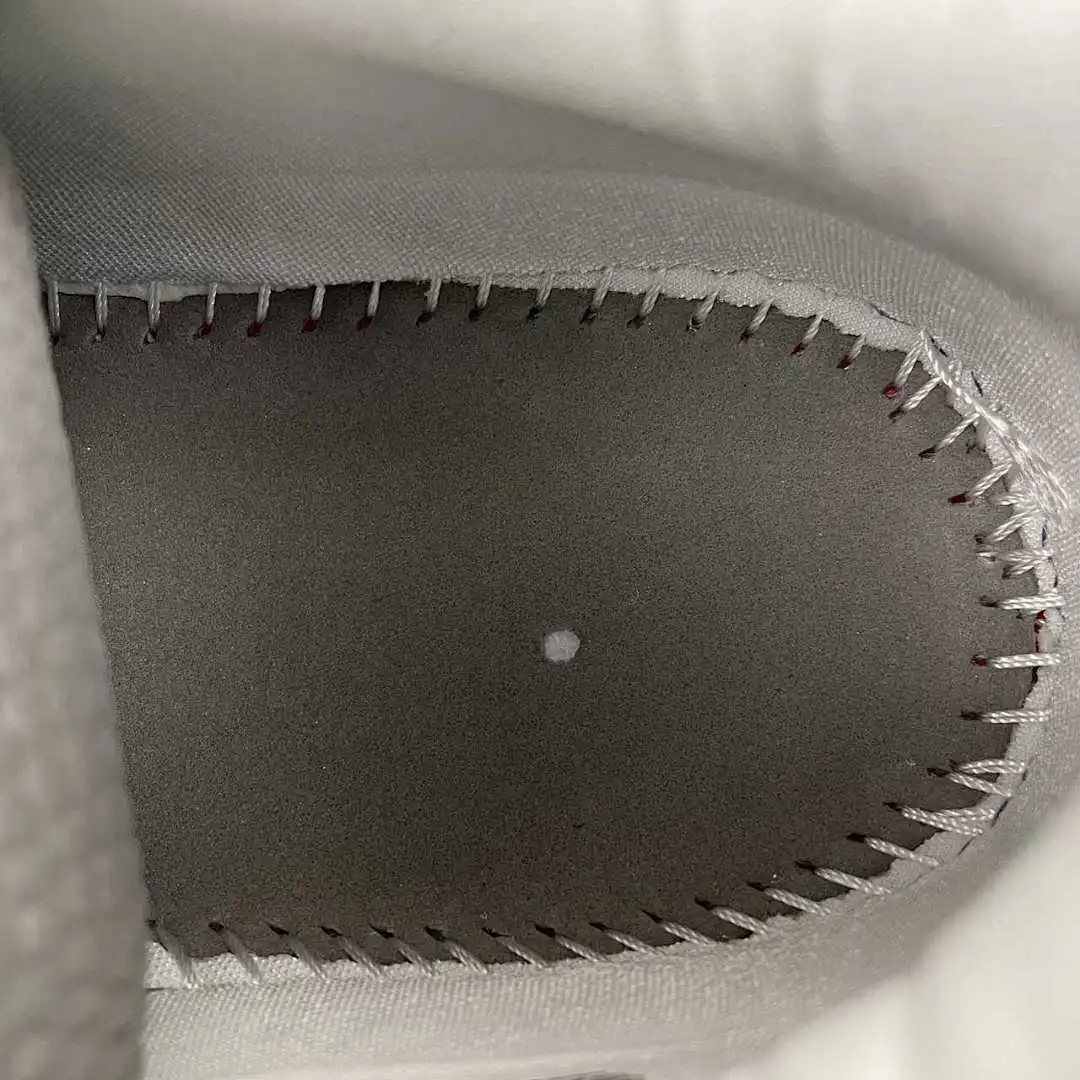 💰US$70 Nike Kobe CW2190-023 Size 38-46