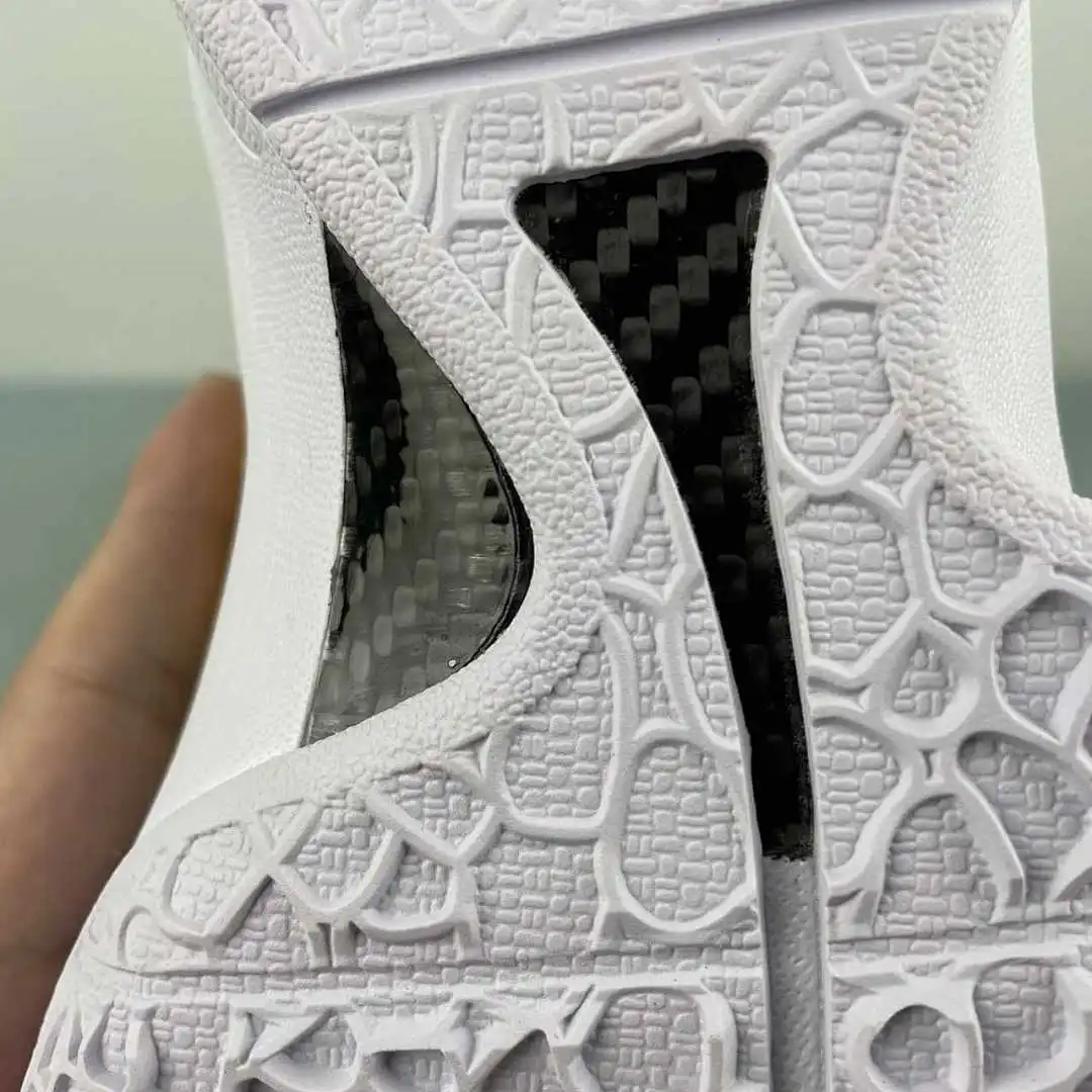 💰US$70 Nike Kobe CW2190-016 Size 38-46