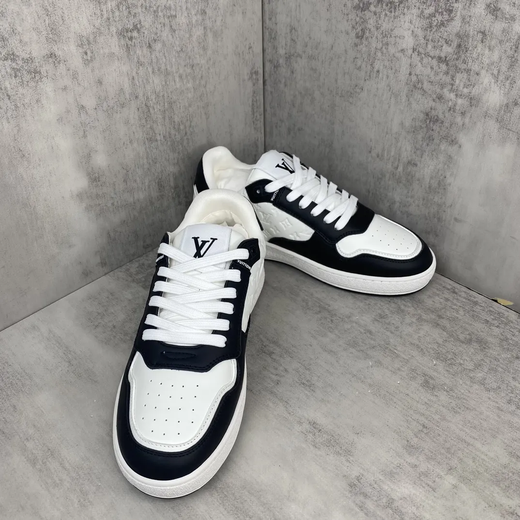 💰320🔥新款上架🔥 LV 24ss 航海刺绣运动鞋 Confetti系列 全皮材质 麂皮拼接小牛皮 版面是L家航海元素的刺绣 进口橡胶发泡大底 码数:35-45