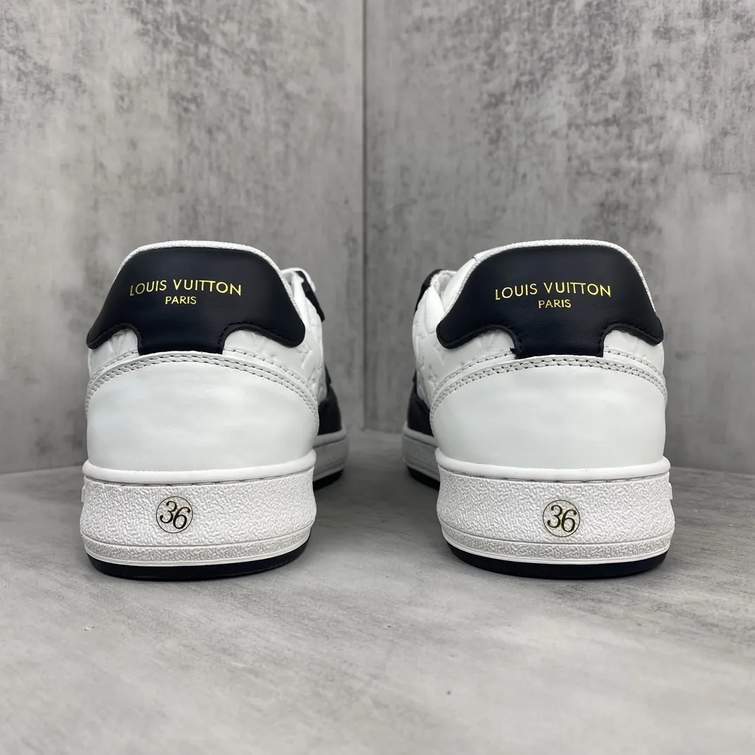 💰320🔥新款上架🔥 LV 24ss 航海刺绣运动鞋 Confetti系列 全皮材质 麂皮拼接小牛皮 版面是L家航海元素的刺绣 进口橡胶发泡大底 码数:35-45