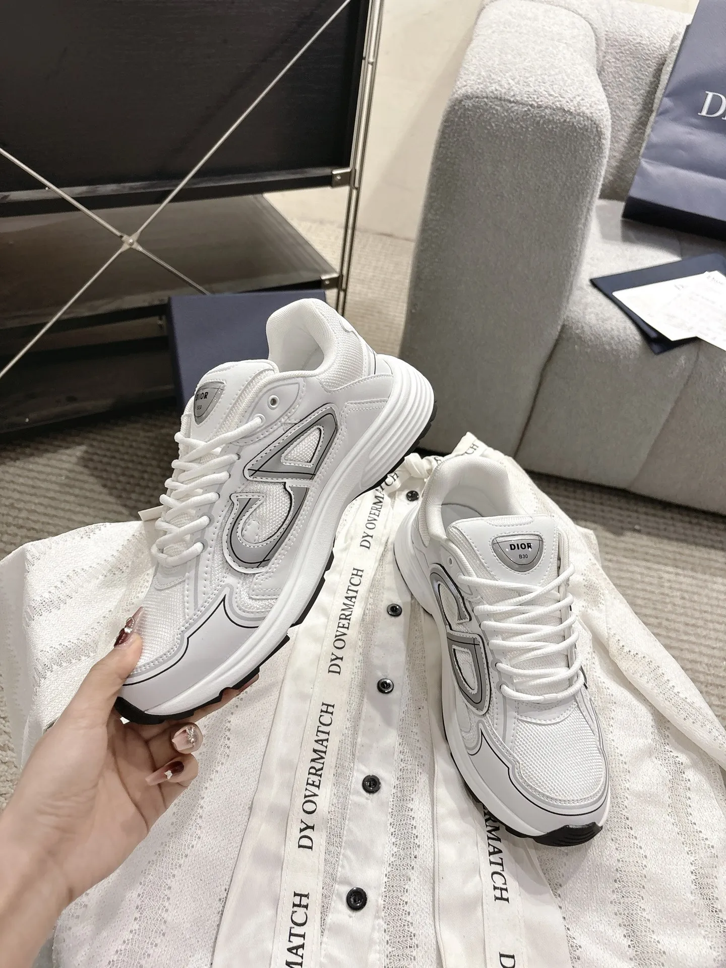 Dior B30 Sneakers Top View Breathable Lining and Premium Laces