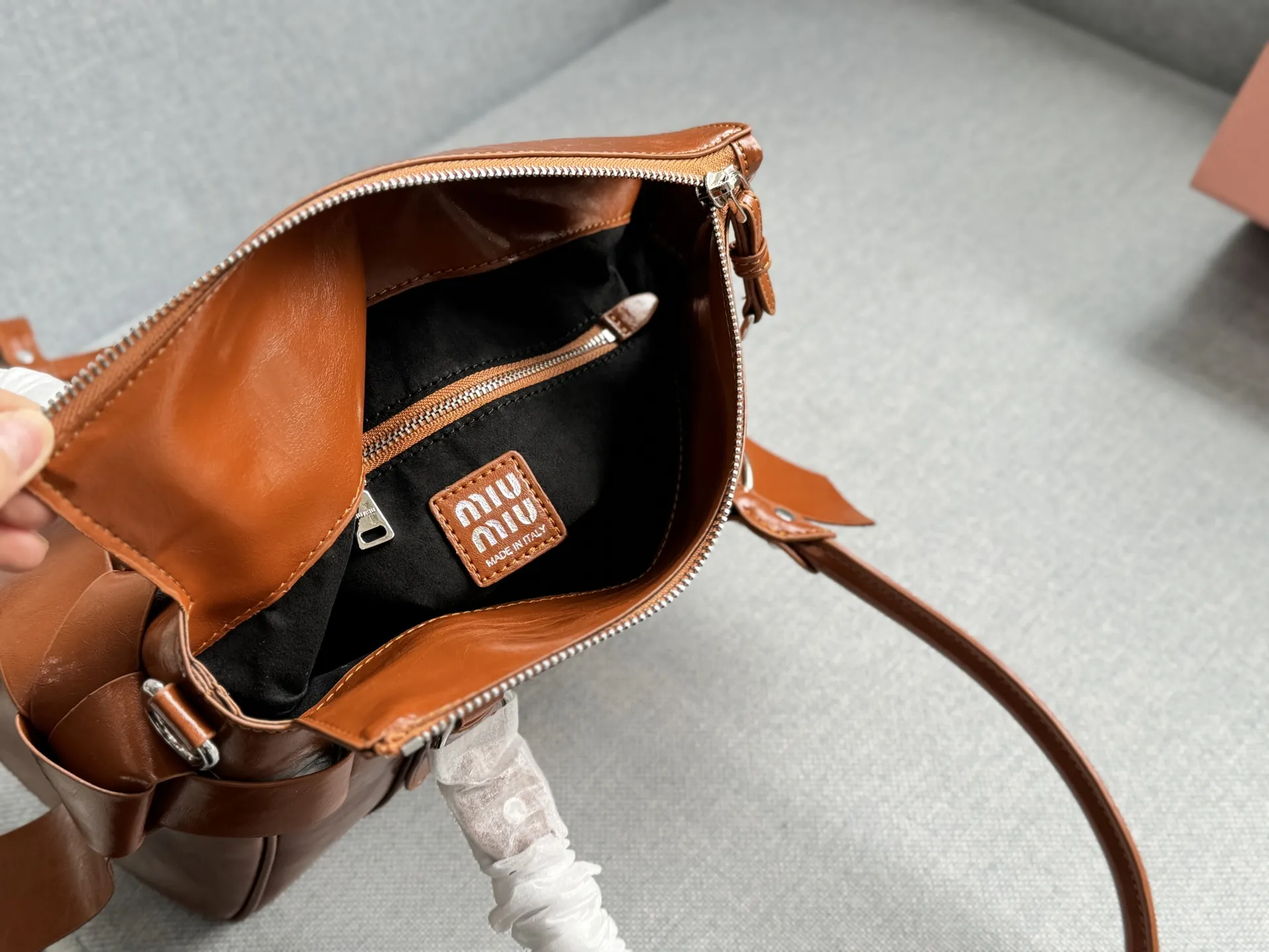 Collection of Miu Miu waxed leather shoulder bags with bow decorations in multiple colors (Black, Brown, Grey, Beige) - Size 26 - xiashuluxe